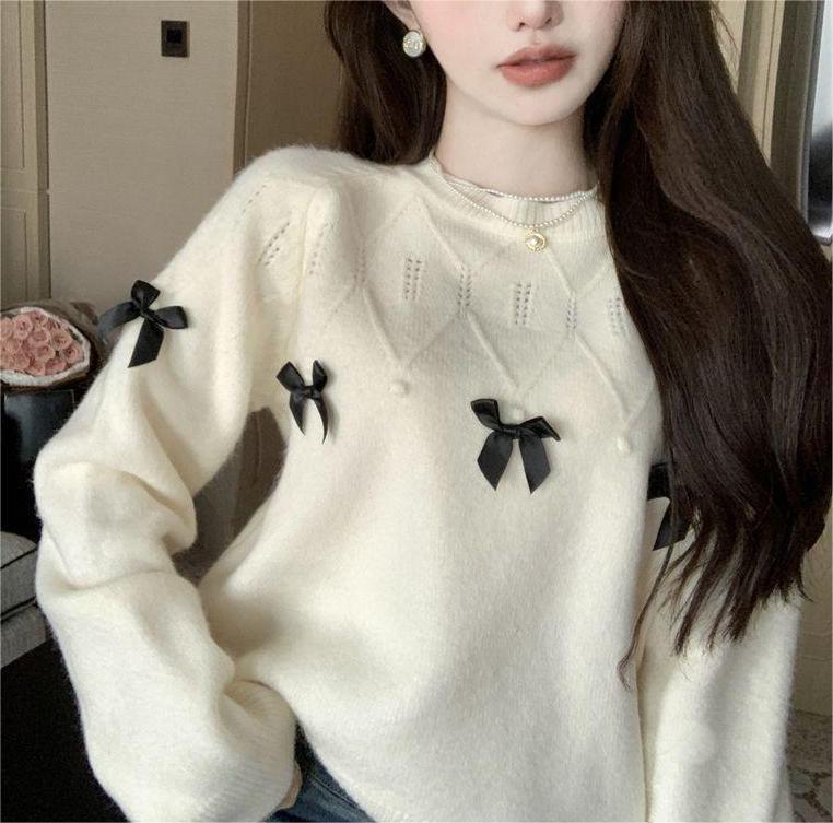 Damen Pullover Verspielte Schleifenapplikationen Eveloria