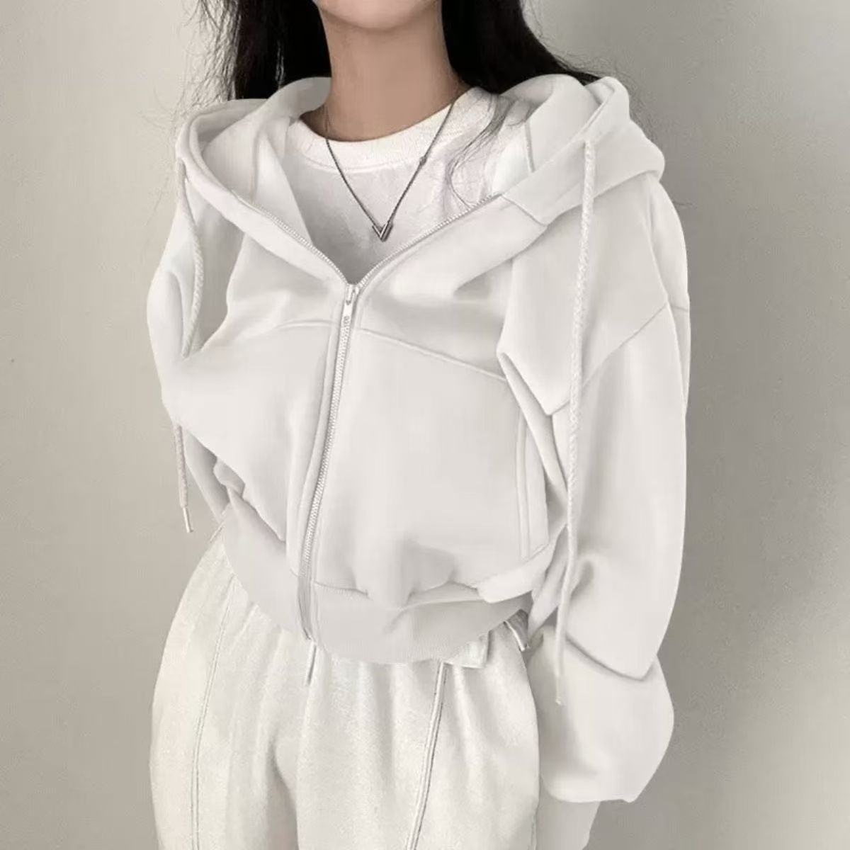 Damen Cropped Kapuzenjacke Kängurutasche Eveloria
