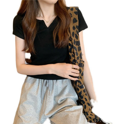 Damen T-Shirt Kurzarm V-Ausschnitt Elegantes Design Weiß