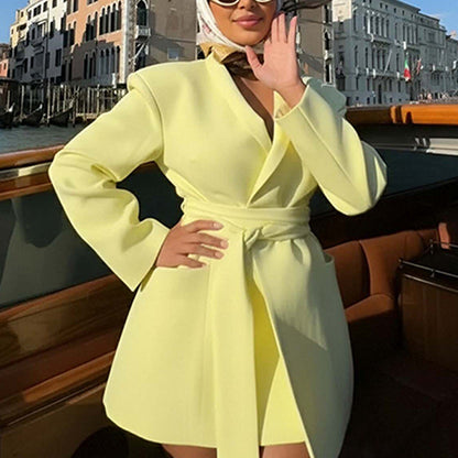 Damen Sommerjacke mit Bindegürtel und Taschen Eveloria