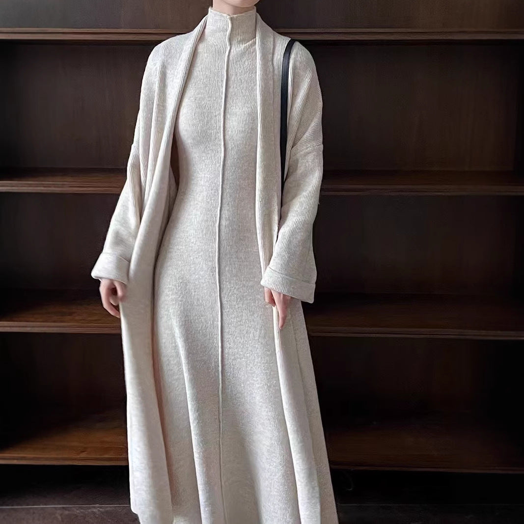 Damen Strickkleid Hochwertiger Stehkragen Dekorative Ärmel Schwarz - Eveloria