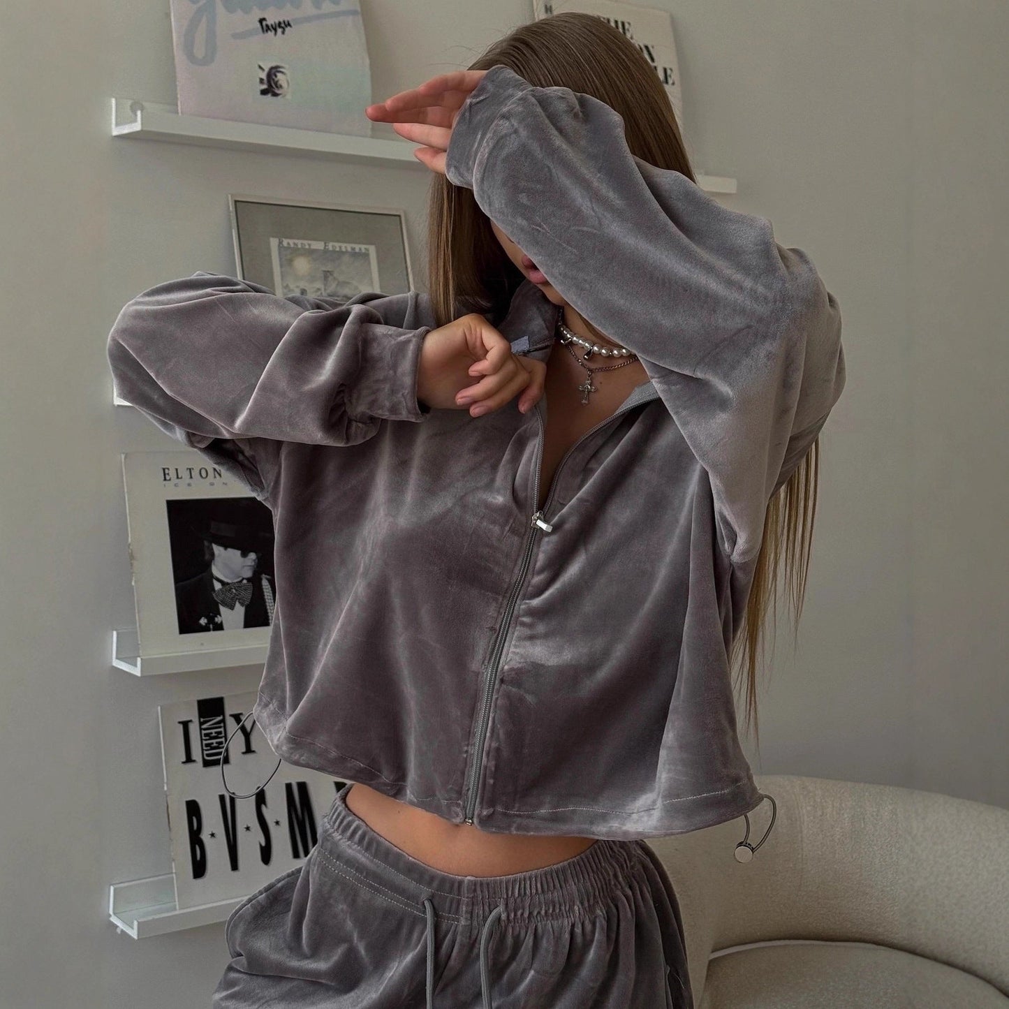 Damen Velours-Loungewear-Set mit Reißverschluss und Kapuze