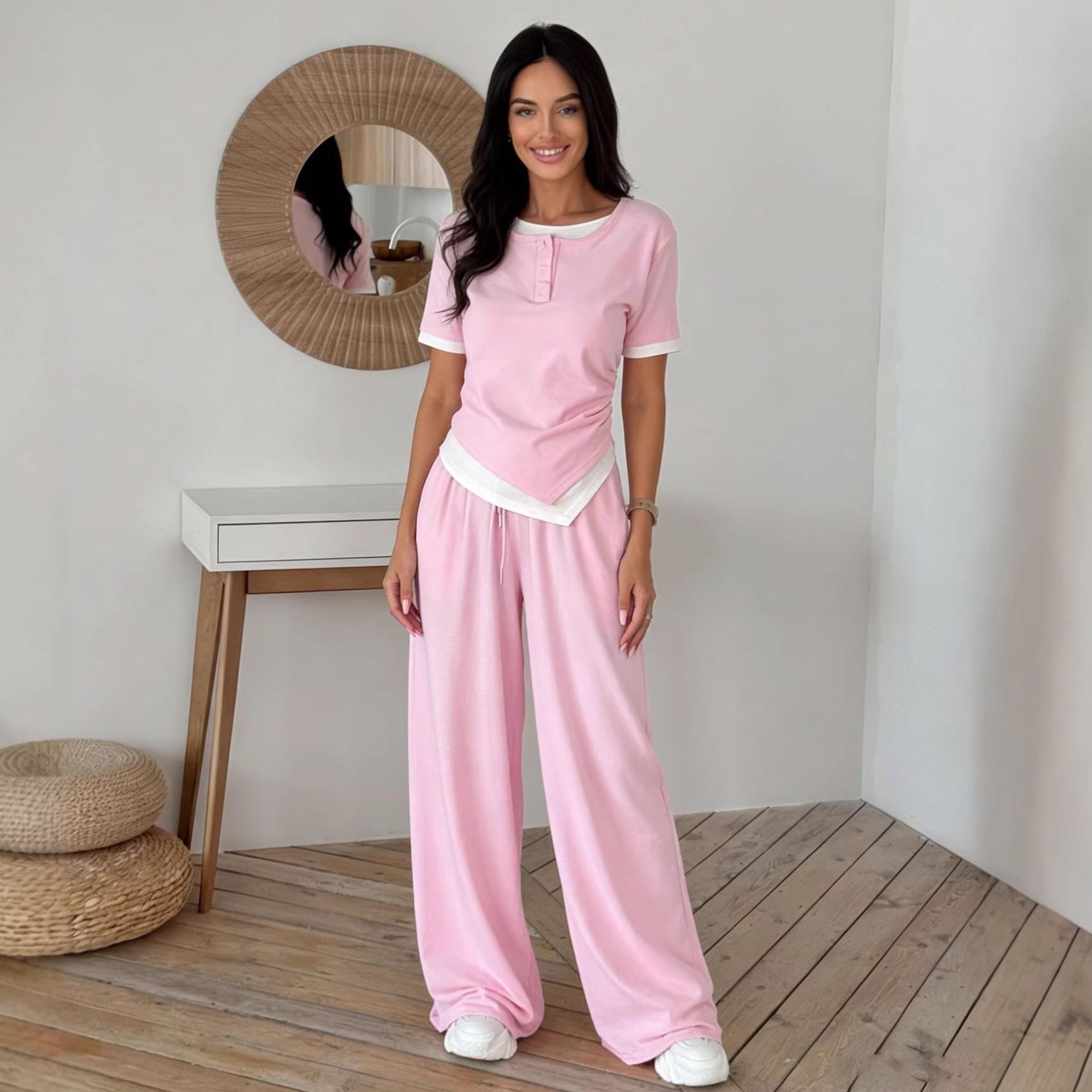 Damen Set Kurzarmshirt und weite Hosen Eveloria - Eveloria