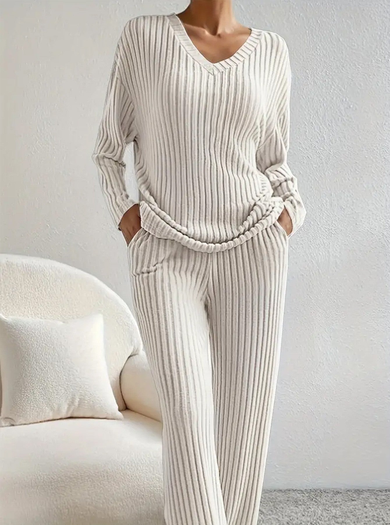 Damen Strickanzug Rippdesign Modern Eveloria