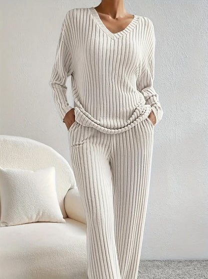 Damen Strickanzug Rippdesign Modern Eveloria
