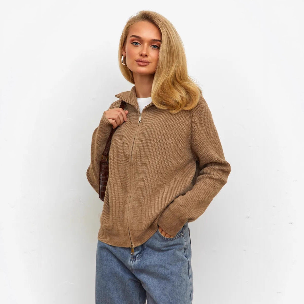 Damen Grobstrickpullover Hochkragen Reißverschluss Beige