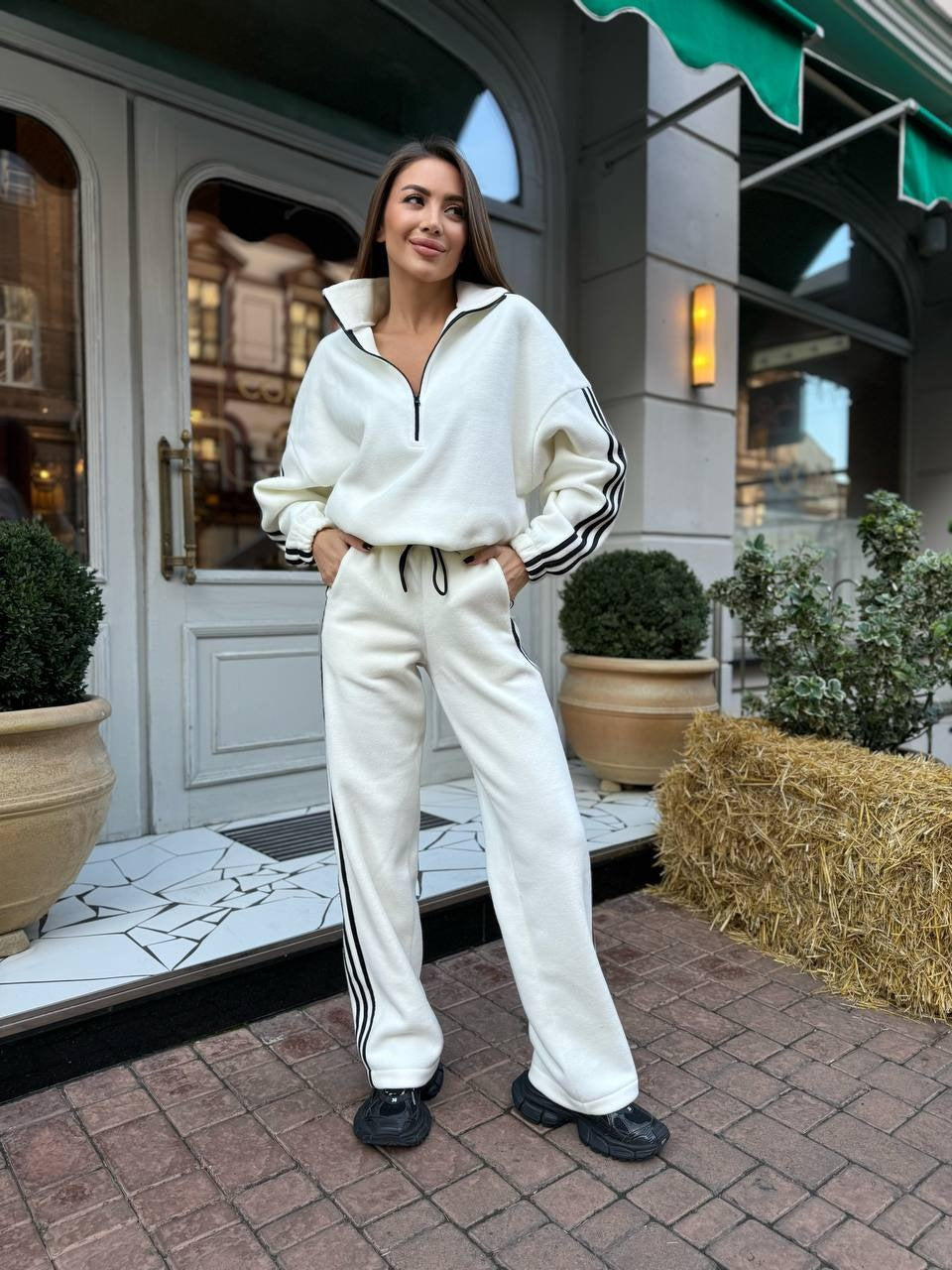 Damen Fleece-Oberteil mit Kragen und Jogginghose