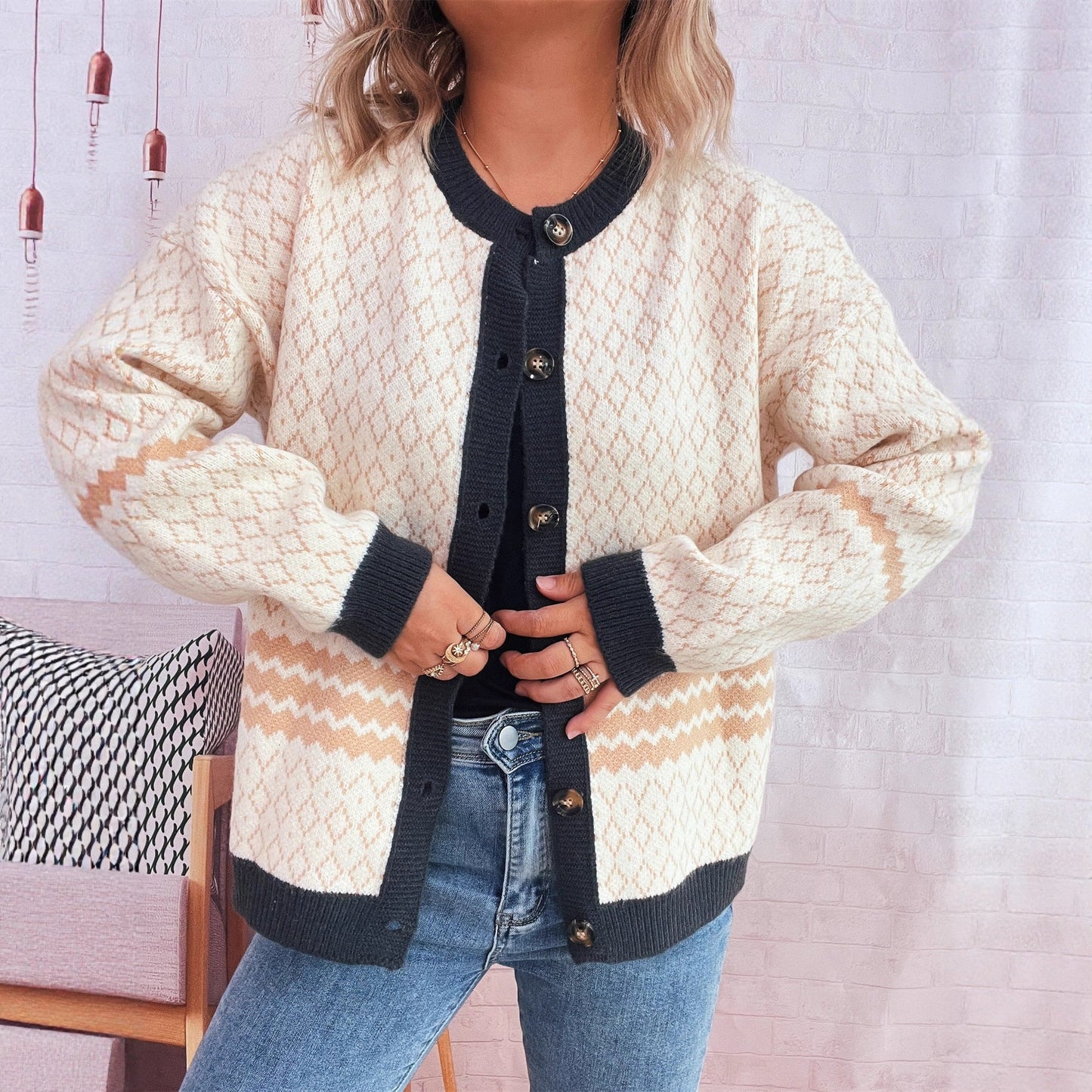 Damen Strickjacke Geometrisches Muster Elegante Knöpfe Eveloria
