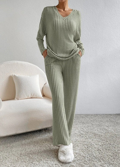 Damen Strickanzug Rippdesign Modern Eveloria