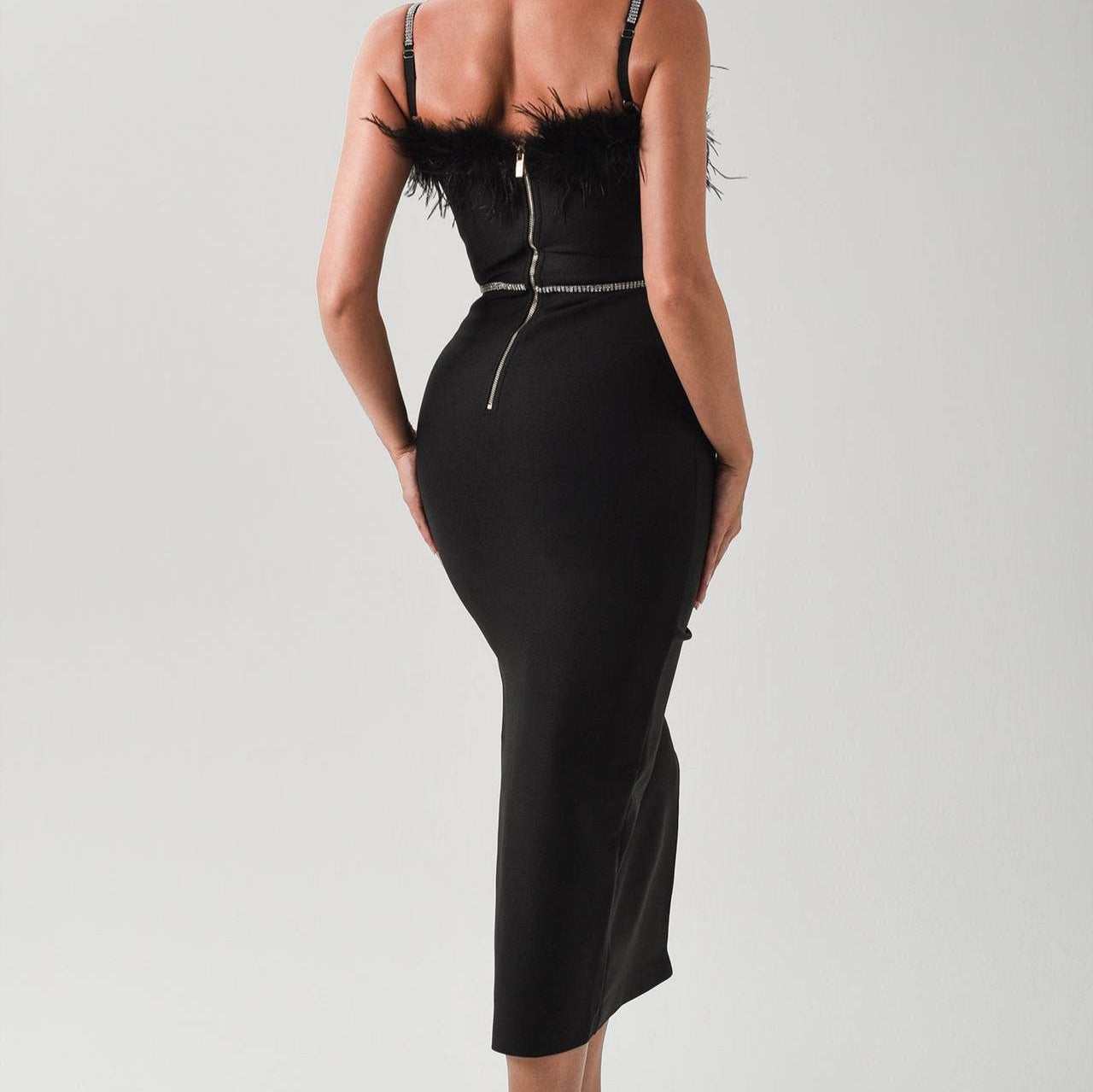 Damen Abendkleid Spitzenbesatz Schlitz Eveloria