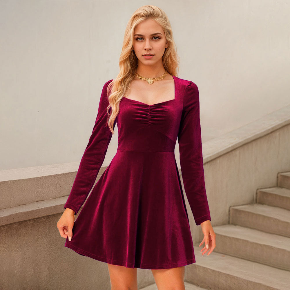 Damen Samt Minikleid Quadratischer Ausschnitt Langer Ärmel Schwarz - Eveloria