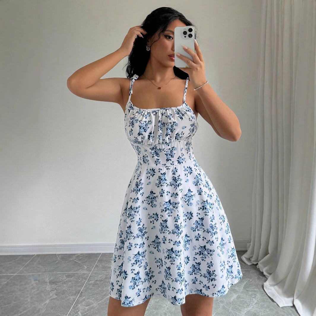Damen Minikleid Sommerliches Floralmuster Breite Träger Eveloria