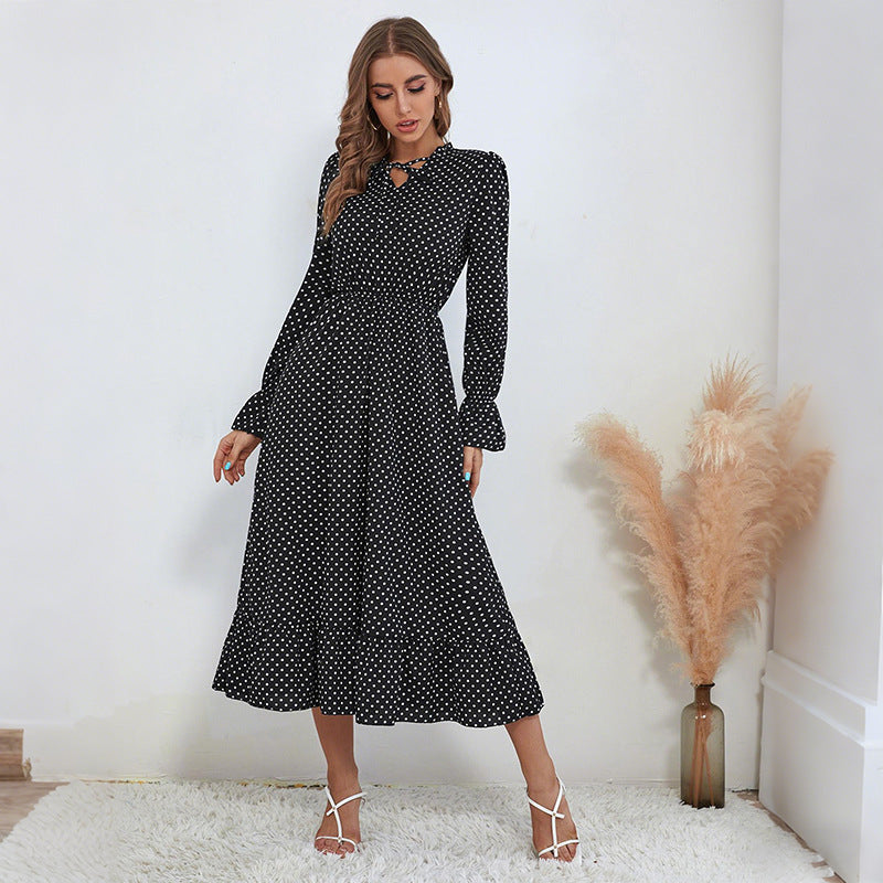 Damen Maxikleid mit Punkten Taillierbarer Gürtel Eveloria - Eveloria