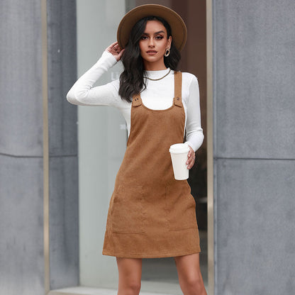 Damen Latzkleid mit Taschen und verstellbaren Trägern - Eveloria