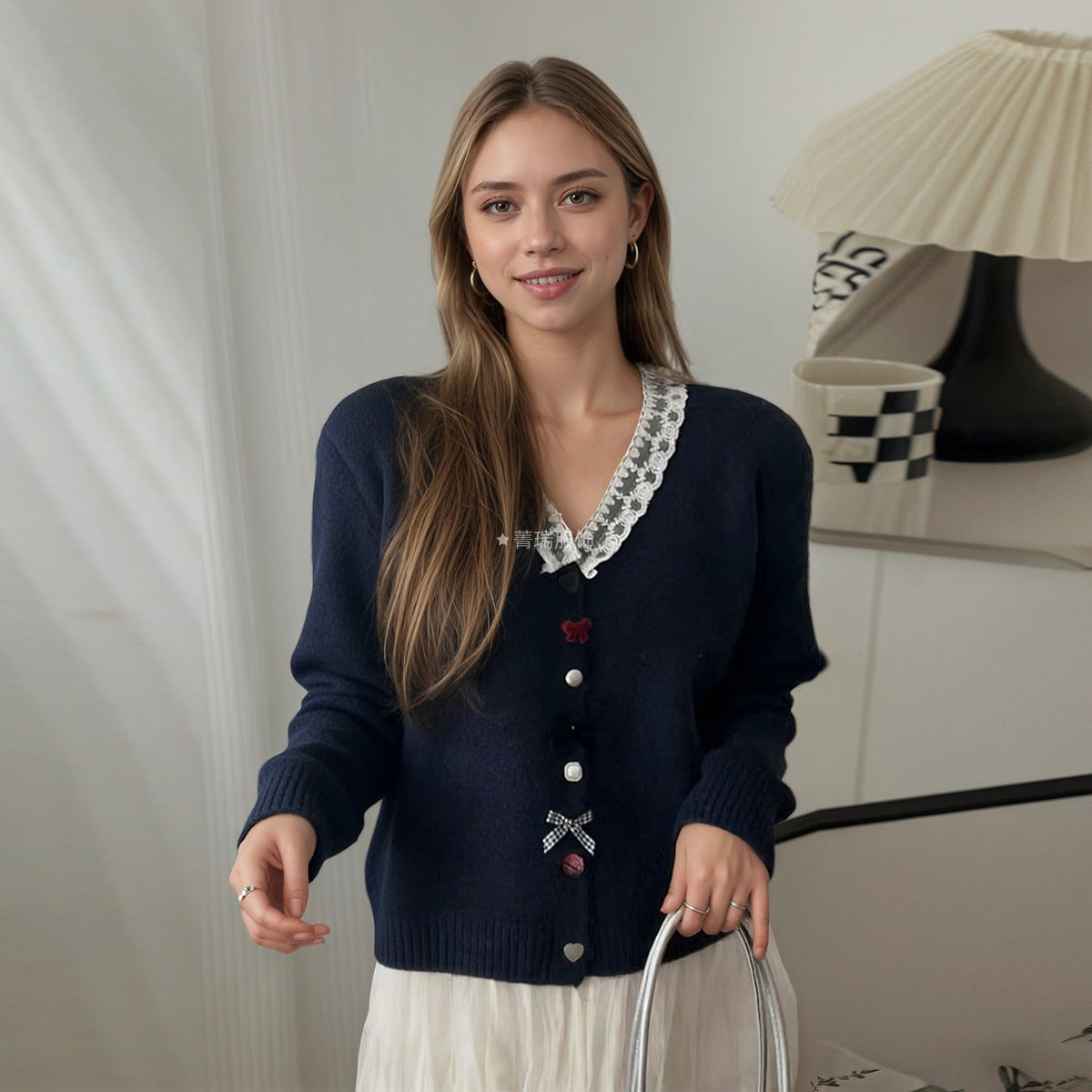 Damen Strickcardigan Rüschen Knöpfe Beige