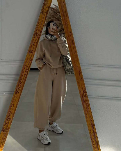Damen Oversized Sweatanzug mit Kapuze und Bündchen Eveloria