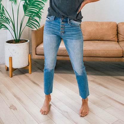 Damen High-Waist Jeans Knöpfeinsatz Fransensaum Eveloria - Eveloria