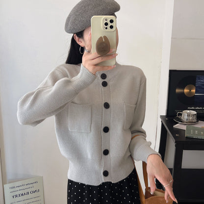 Damen Strickjacke mit Knöpfen und Taschen