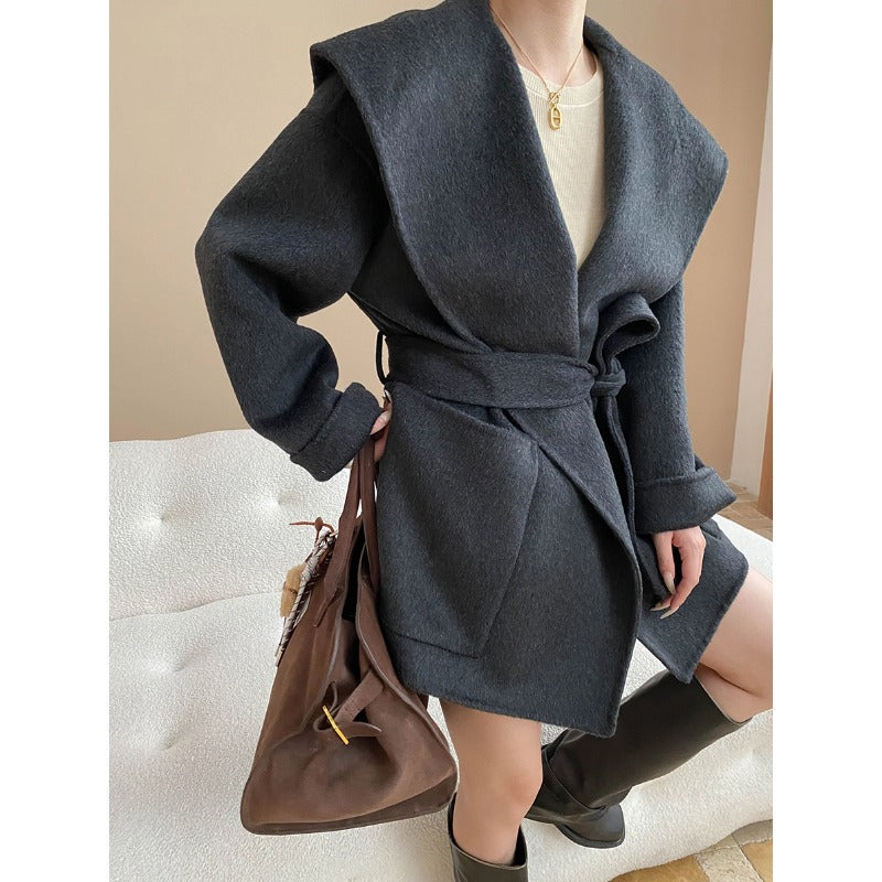 Damen Oversized-Mantel mit Revers und Taschen Schwarz Eveloria - Eveloria