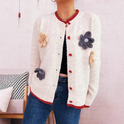 Damen Strickjacke Florale Applikationen Herzknöpfe - Eveloria