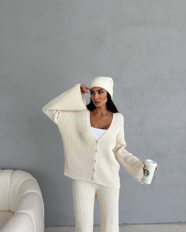 Damen Strickanzug Lässig Weites Oberteil Bequeme Hose Eveloria