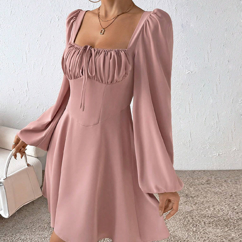 Damen Minikleid Rüschendetails Puffärmel Eveloria