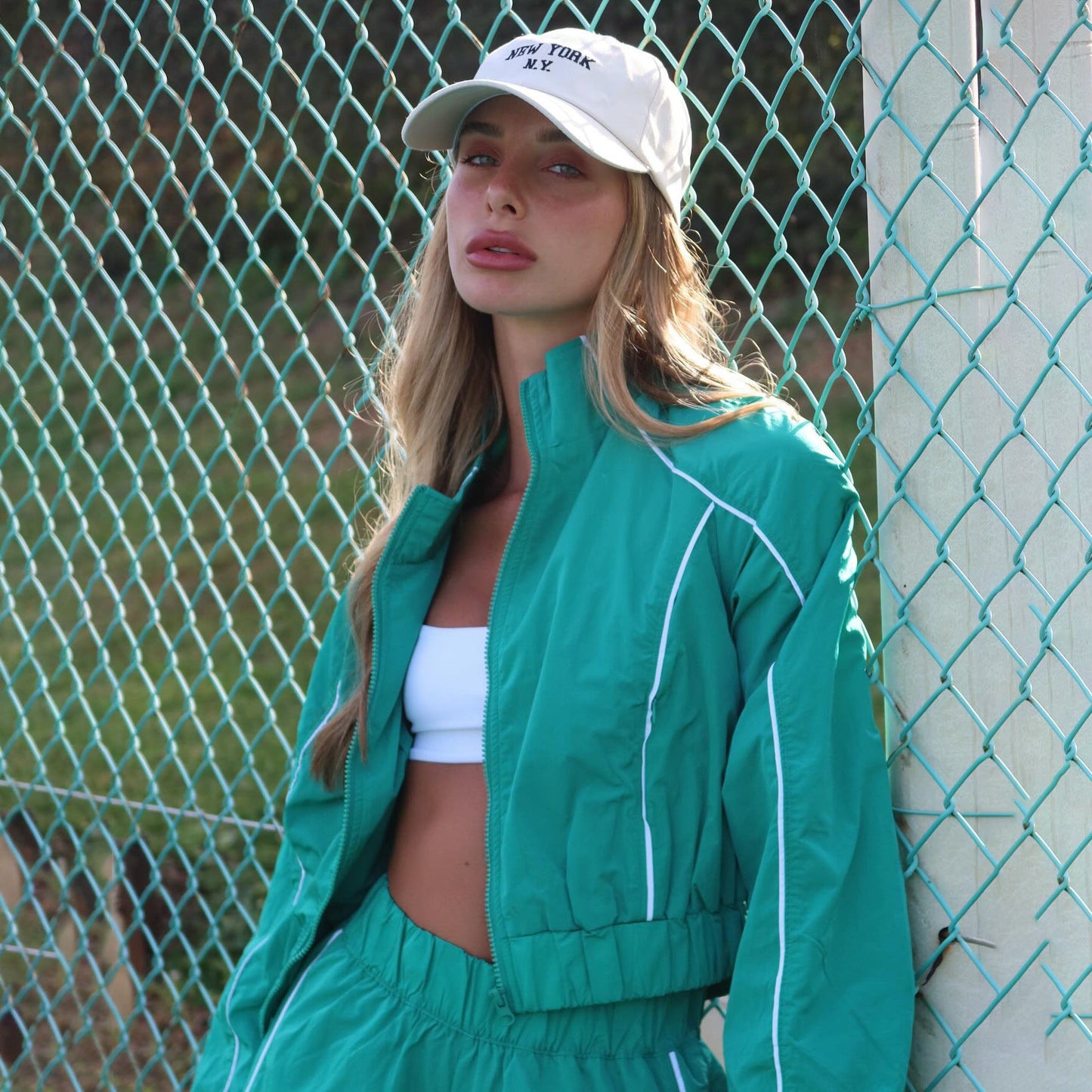 Damen Sportset Jacke und Shorts Eveloria