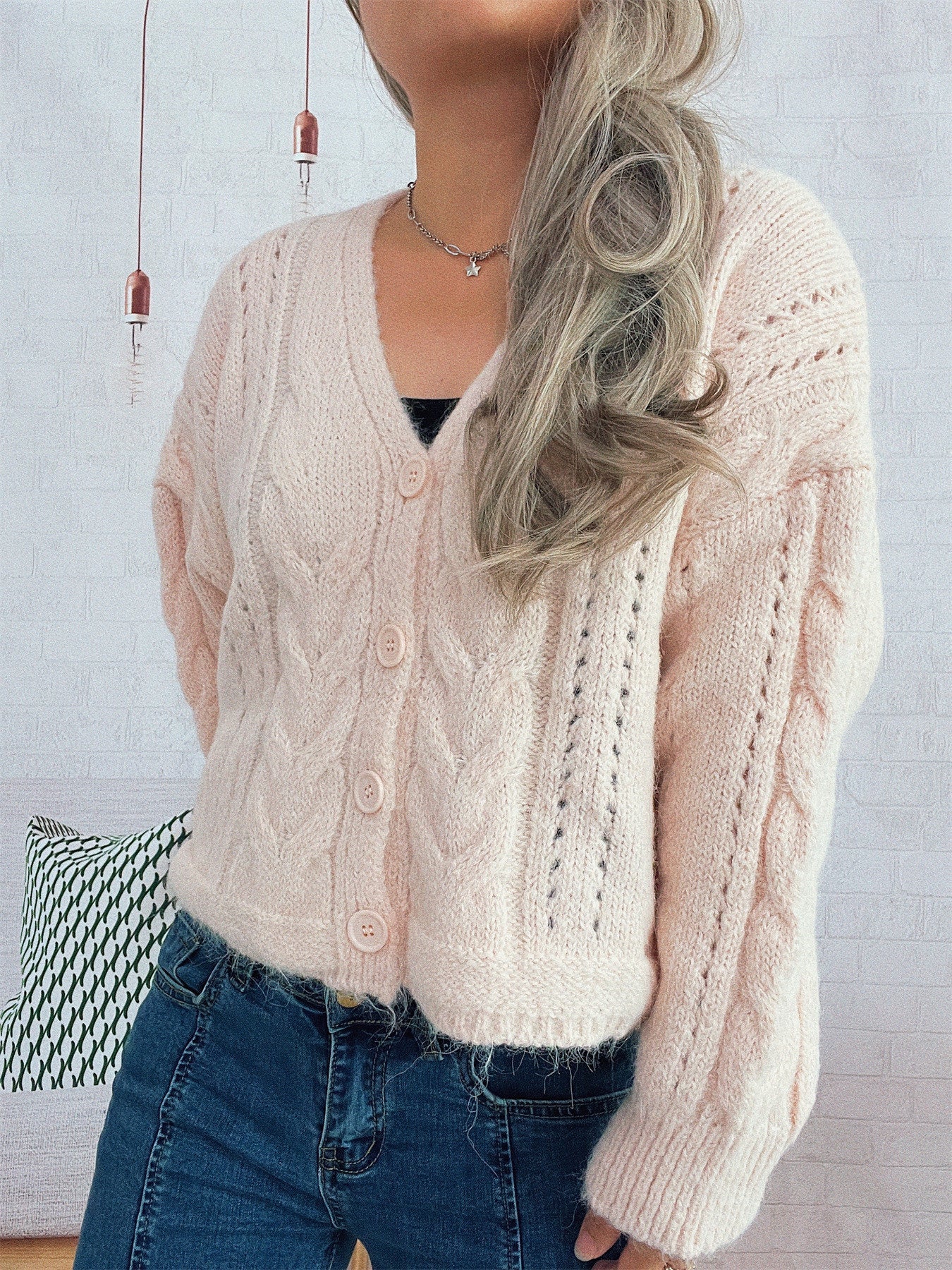Damen Strickjacke V-Ausschnitt Voluminöse Ärmel Eveloria