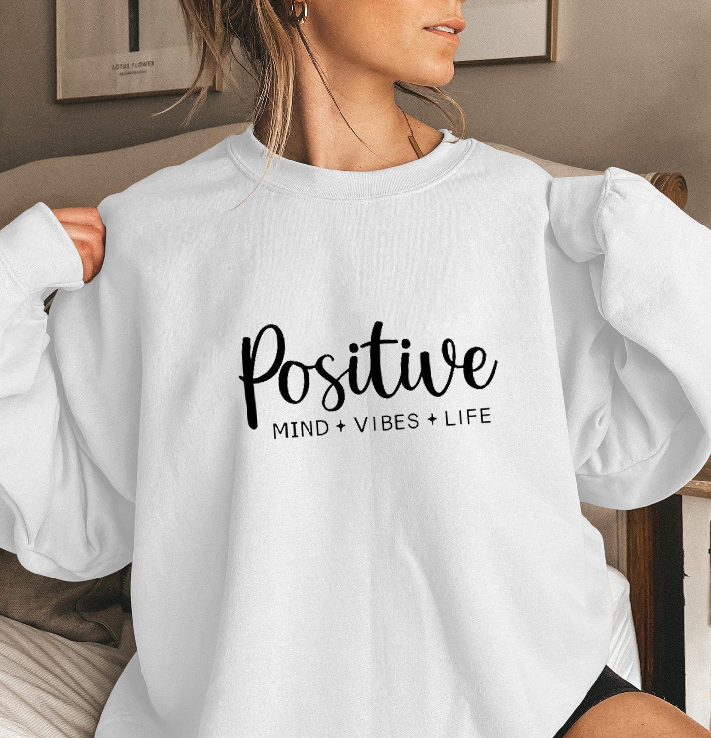 Damen Sweatshirt Voluminöse Ärmel Inspirierender Aufdruck Eveloria