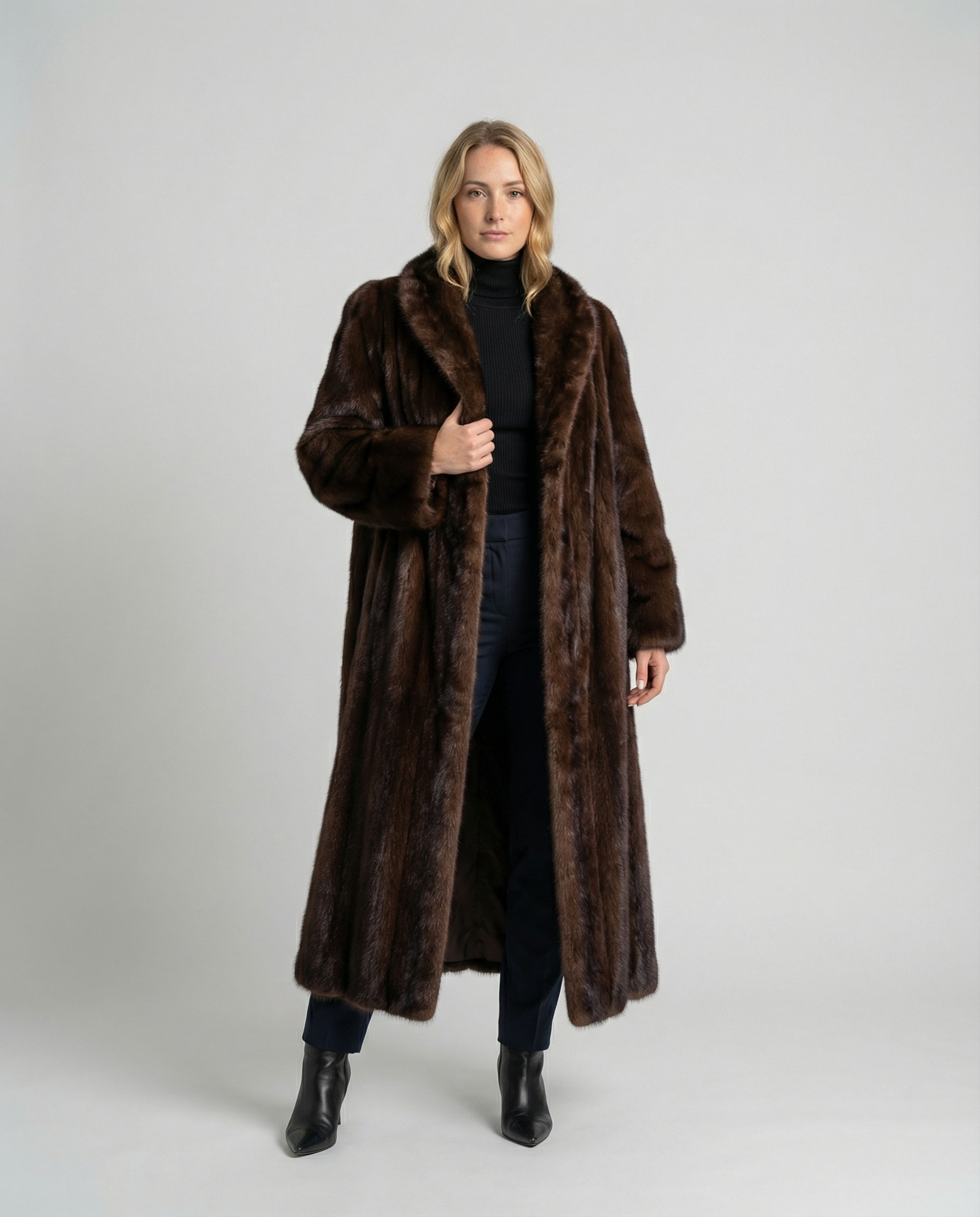 Damen Kunstpelzmantel Elegantes Winterdesign Schwarz - Eveloria