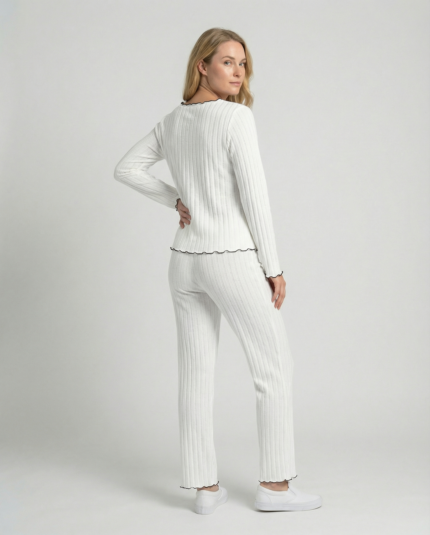 Damen Pyjamas Set mit Rüschen