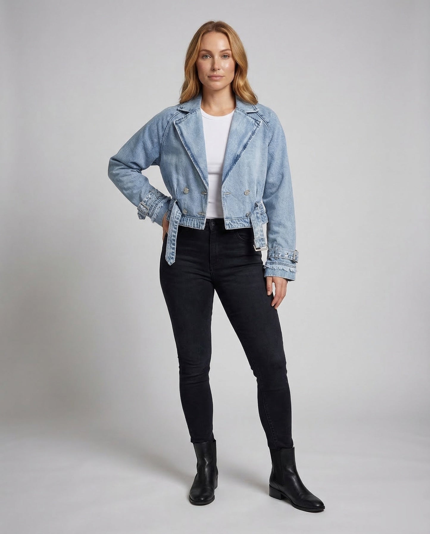 Damen Taillierten Kurzjeansjacke - Eveloria
