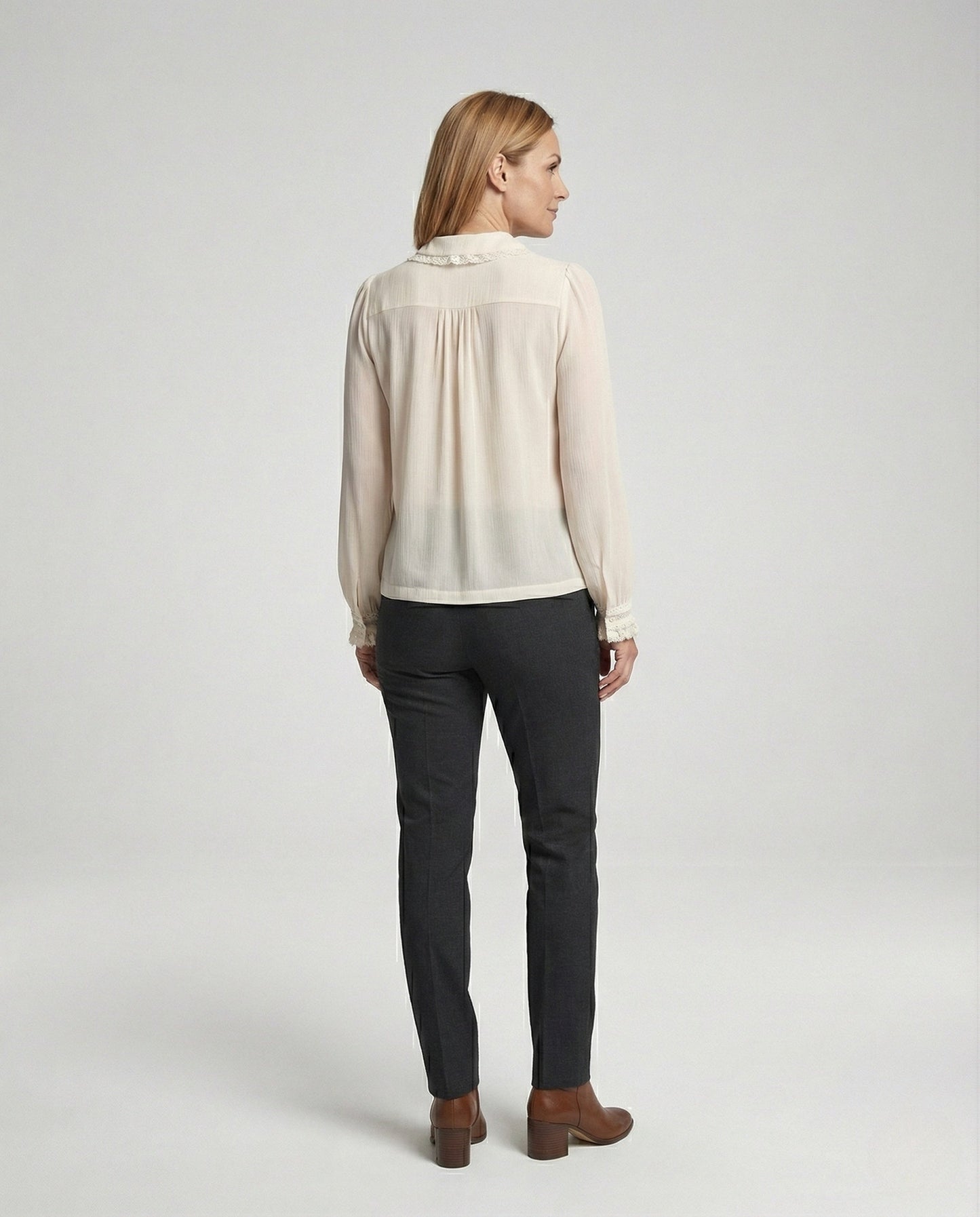 Product 15517947134282 - back_view