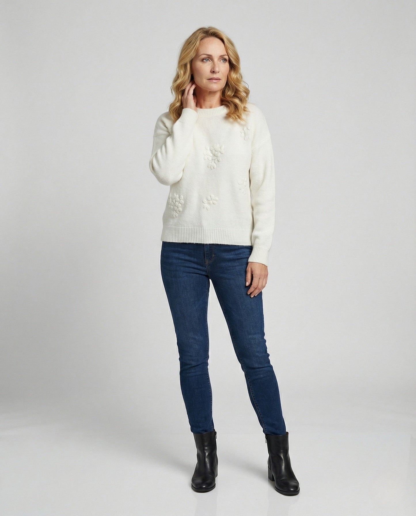Damen Strickensemble Florale Applikationen - Eveloria