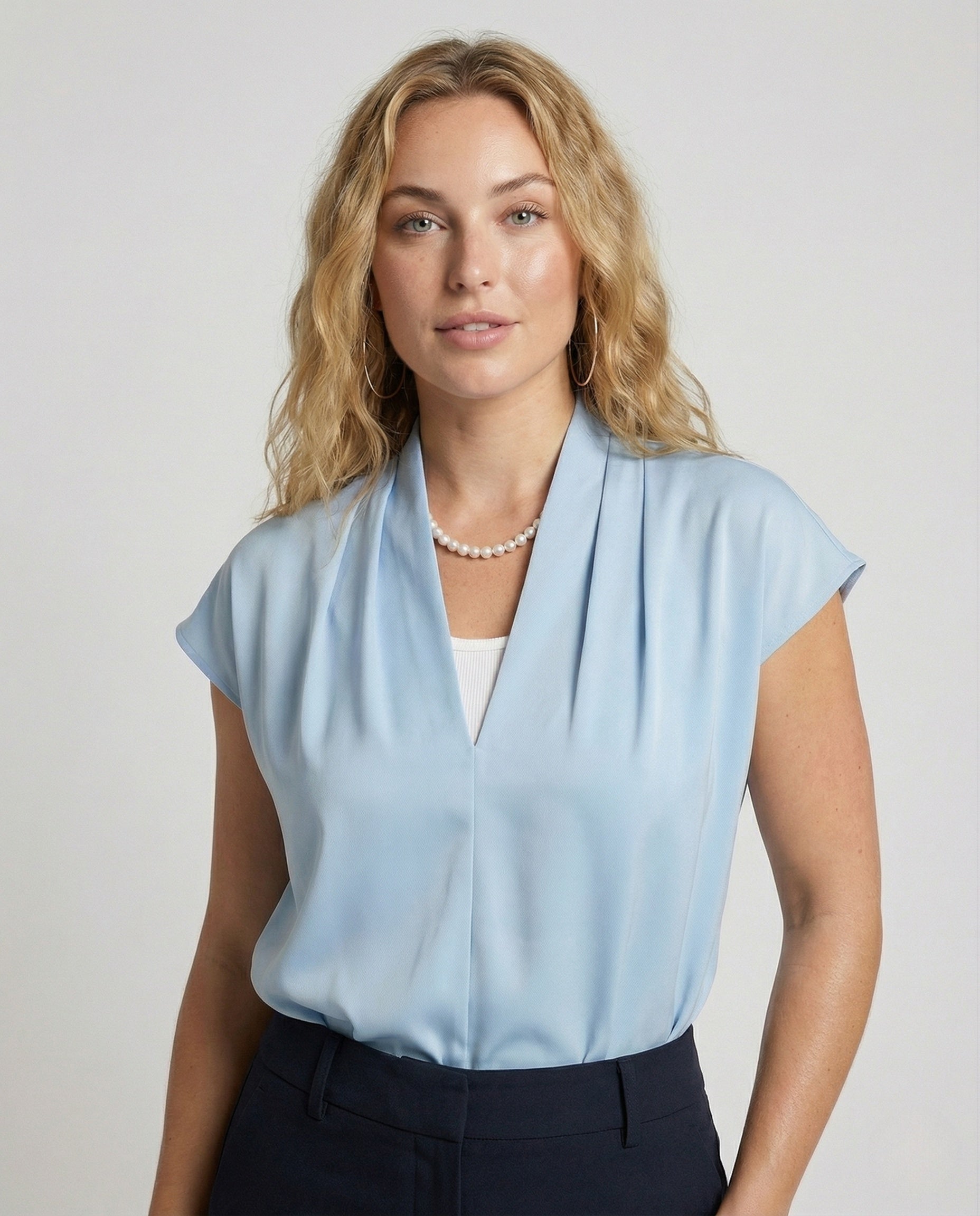 Damen Bluse Seide V-Ausschnitt - Eveloria