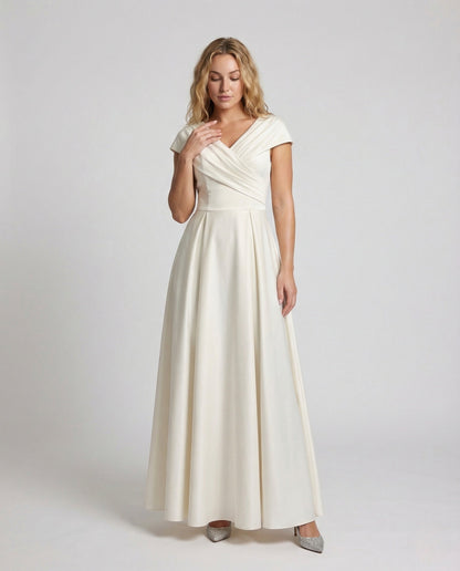Damen Abendkleid mit Cape Ärmeln - Eveloria