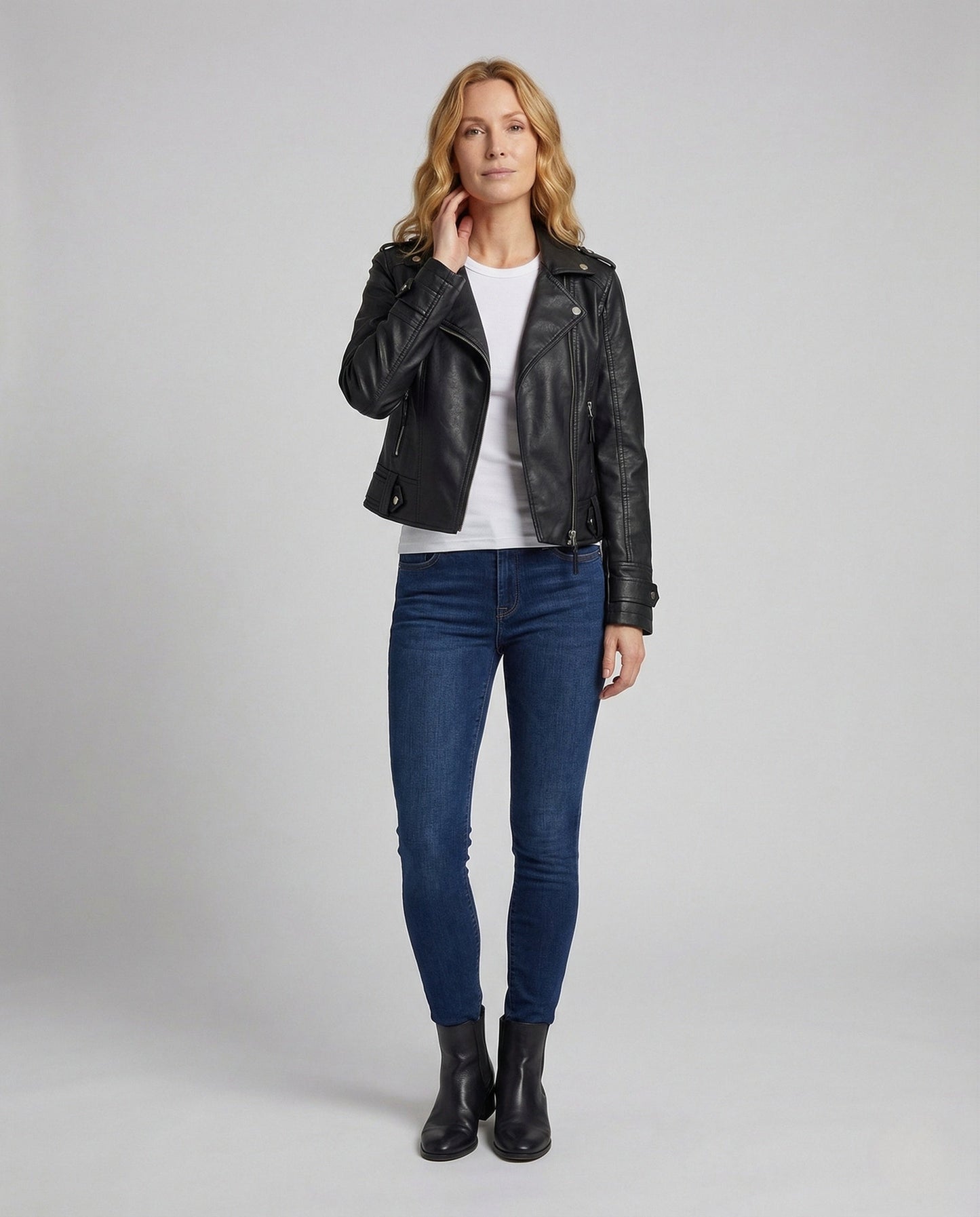 Damen Bikerjacke Tailliert Kunstleder Schwarz - Eveloria