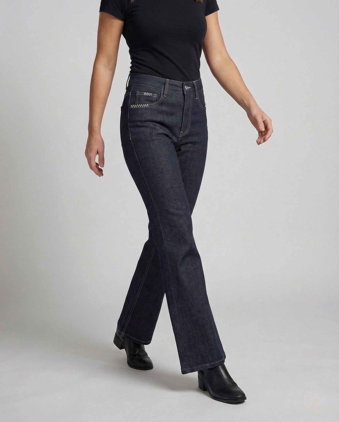 Damen High Waist Bootcut Jeans - Eveloria