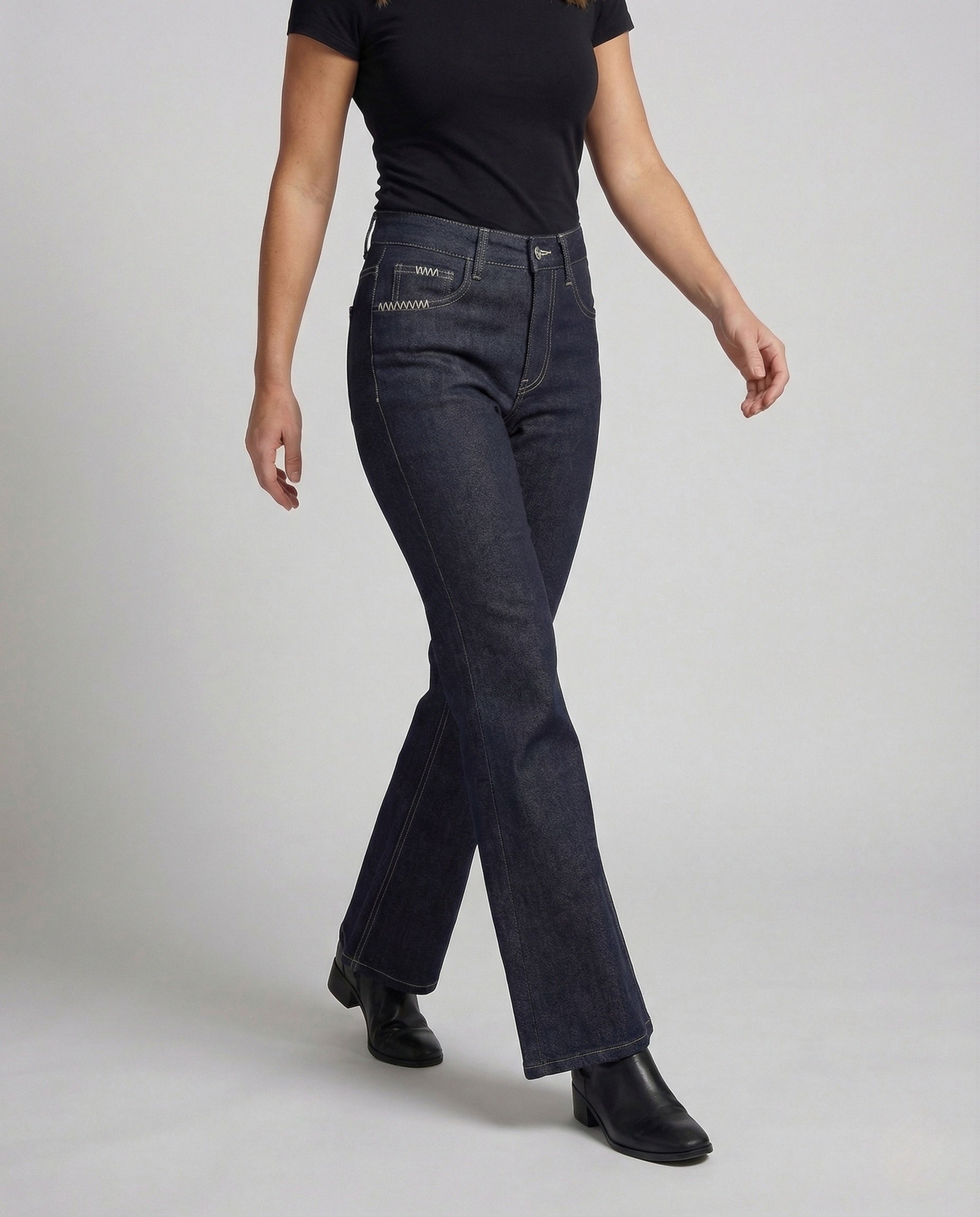 Damen High Waist Bootcut Jeans - Eveloria