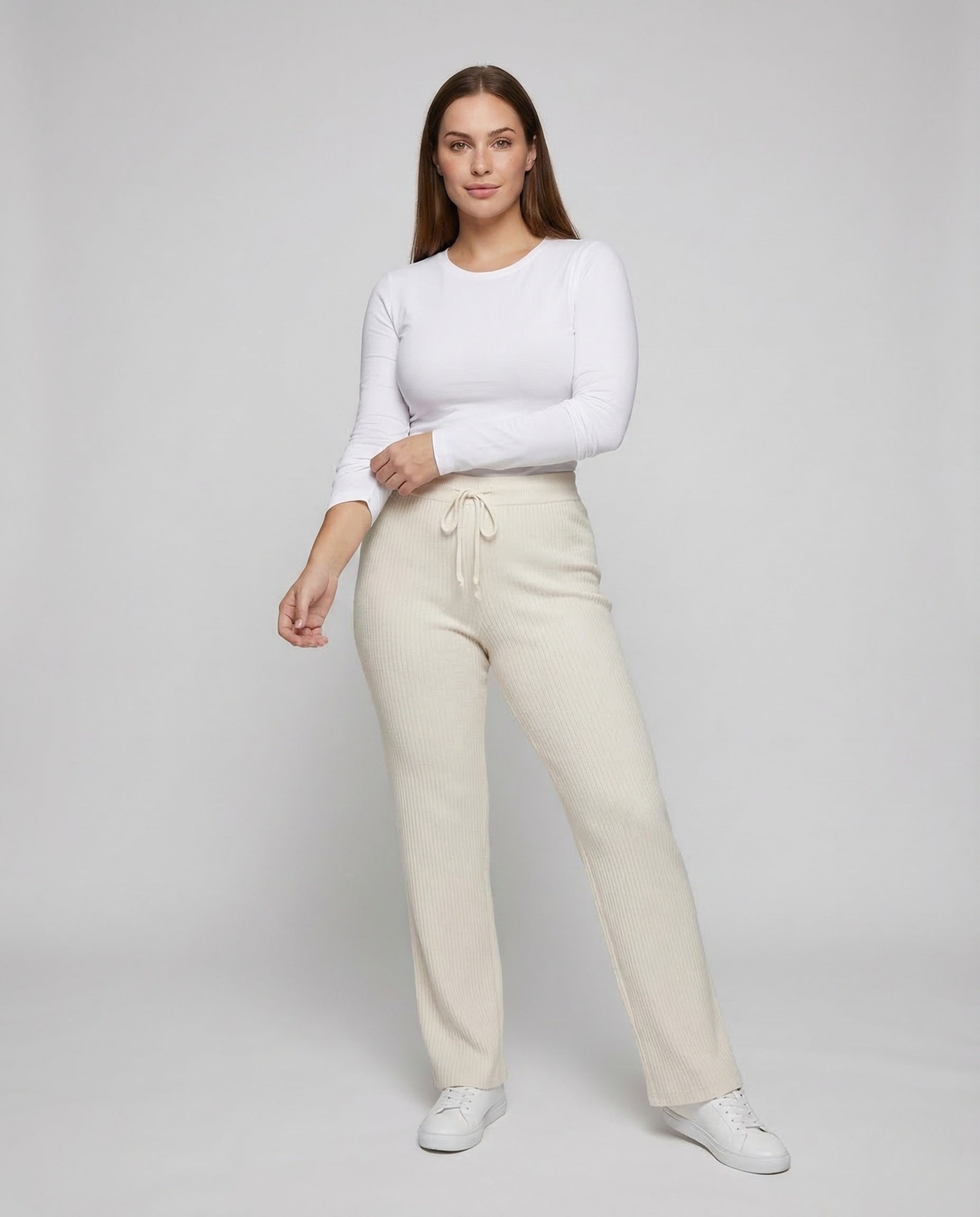 Damen High Waist Cordhose Thermofutter Schwarz - Eveloria