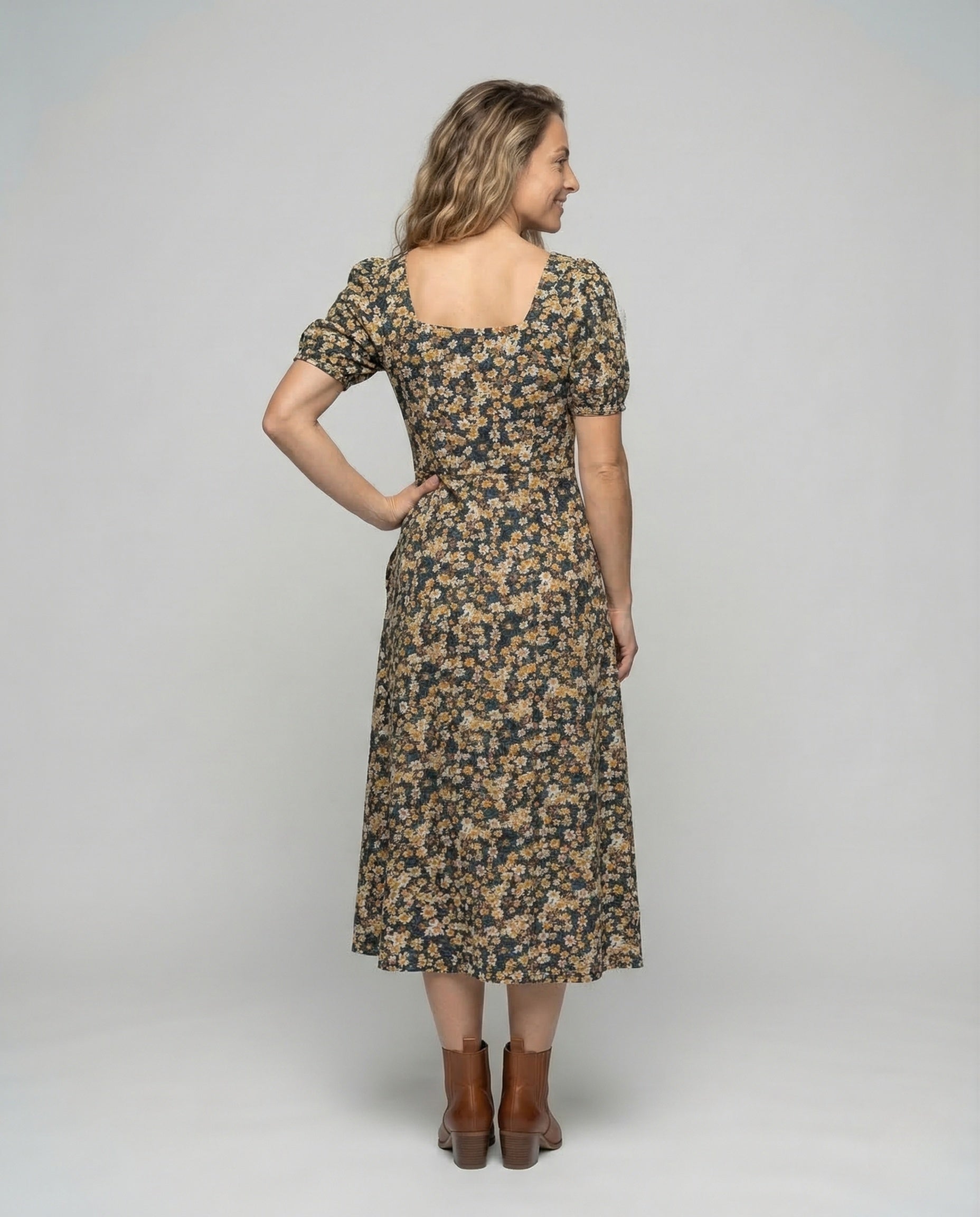 Product 15533342097738 - back_view