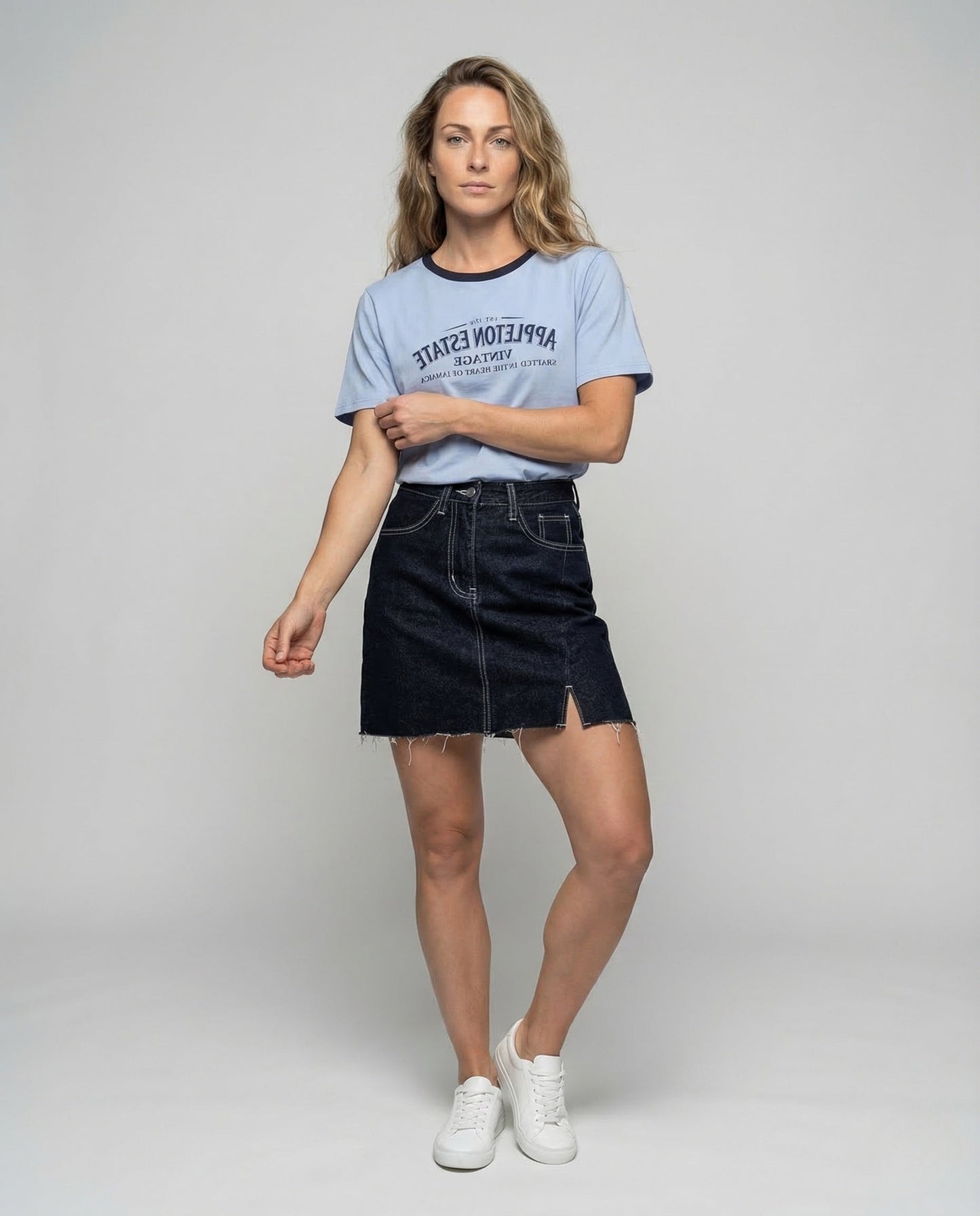 Damen T-Shirt mit Kontrastkragen und Print - Eveloria