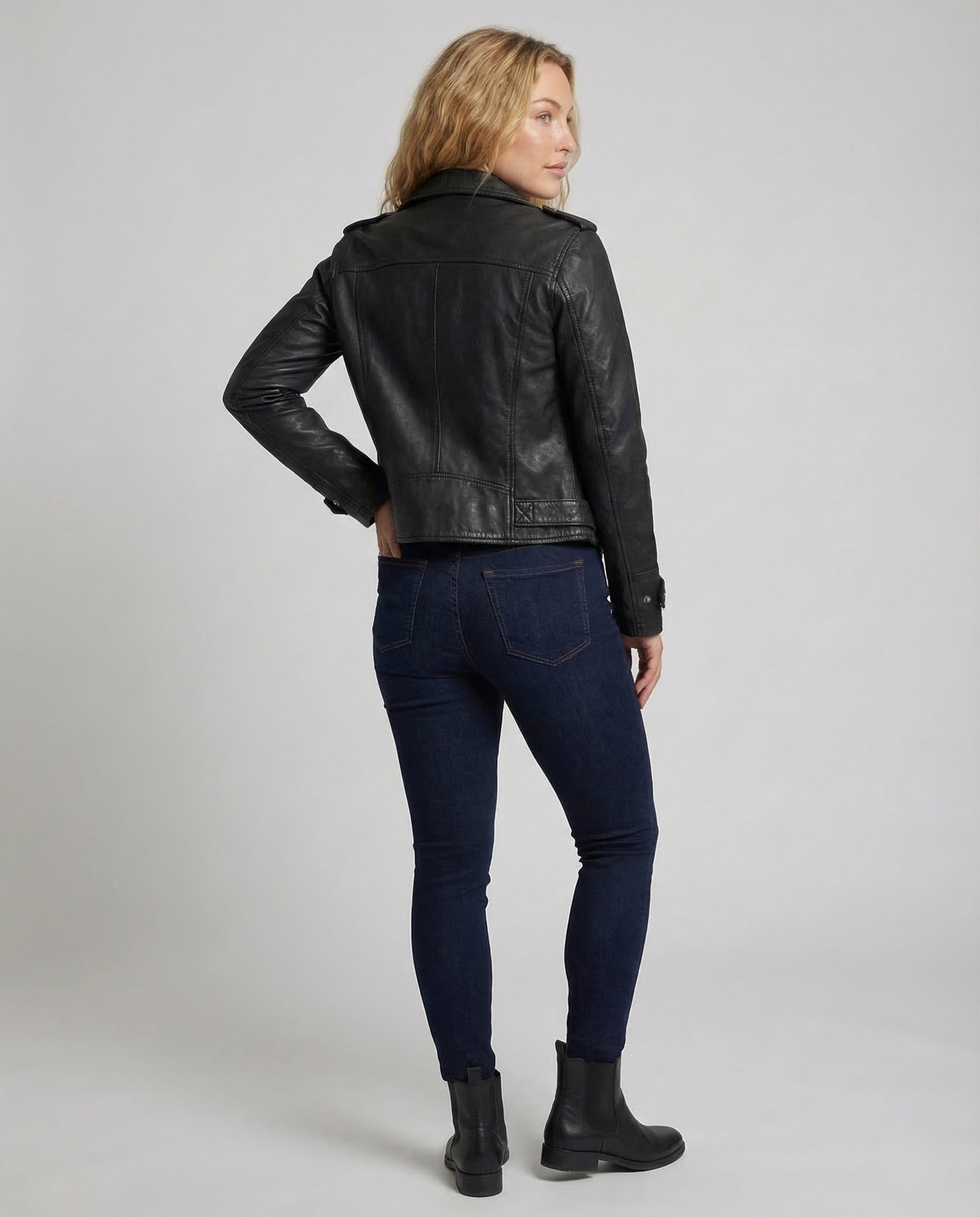 Product 15533363724618 - back_view