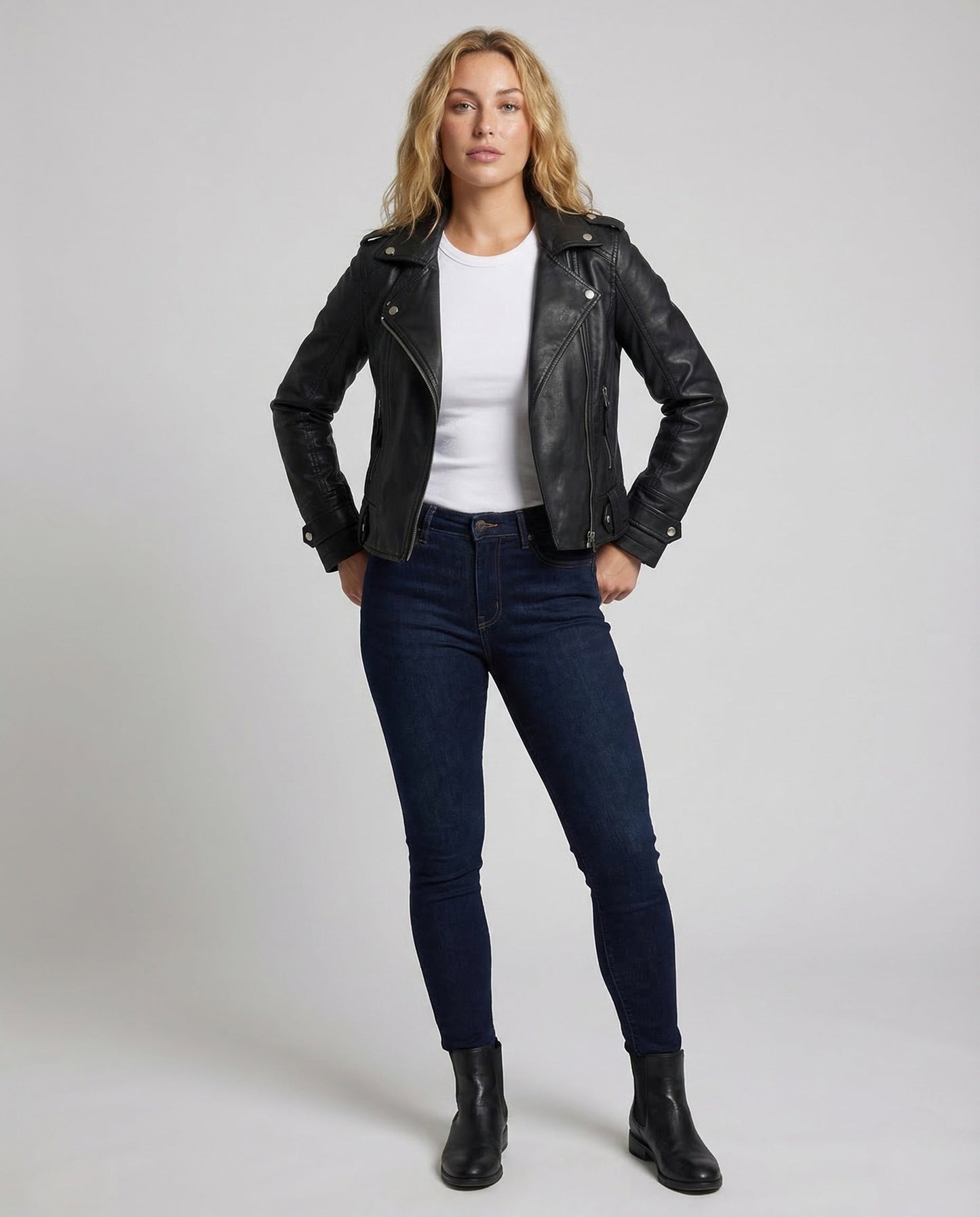 Damen Bikerjacke Kunstleder Tailliert - Eveloria