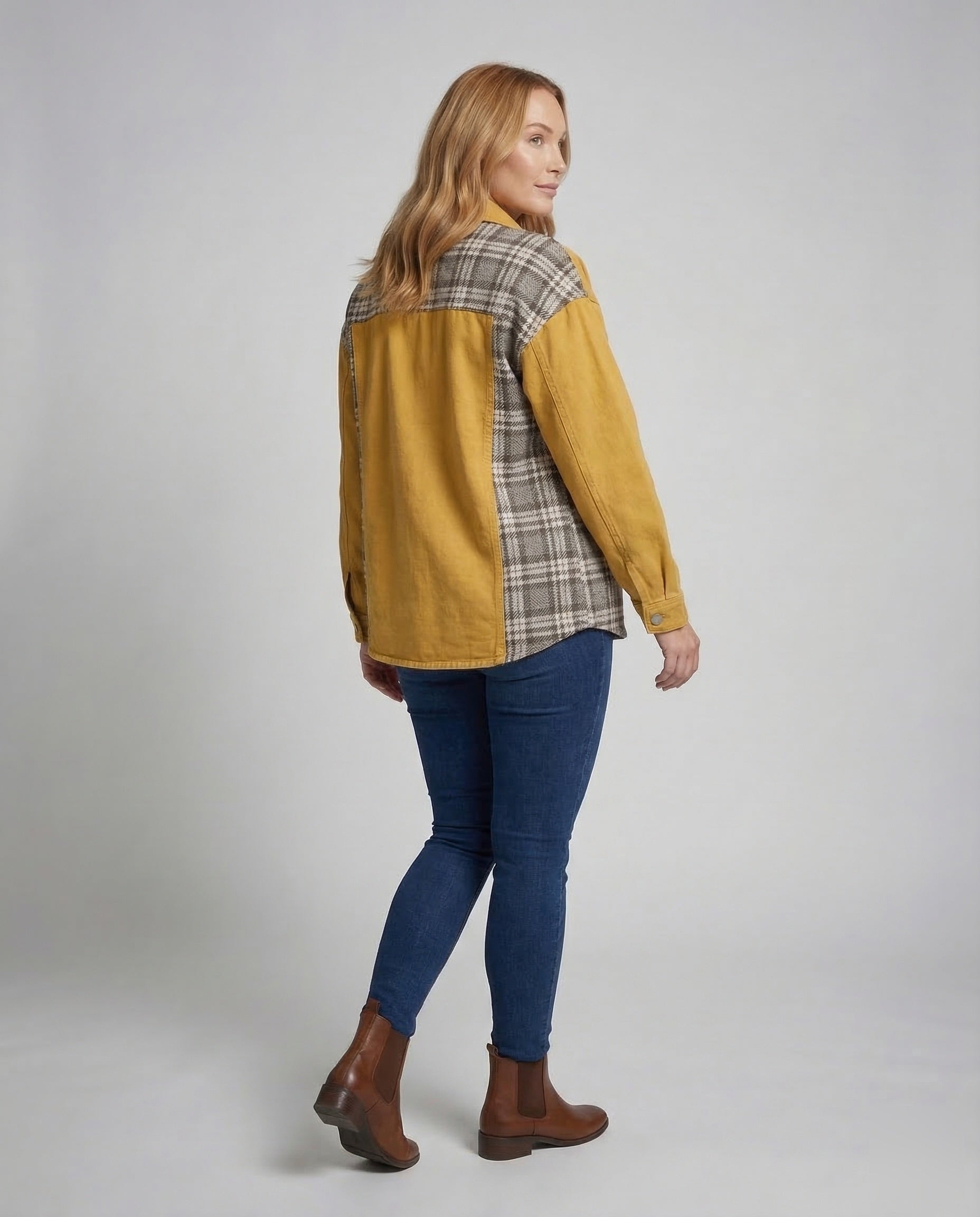 Product 15533369753930 - back_view