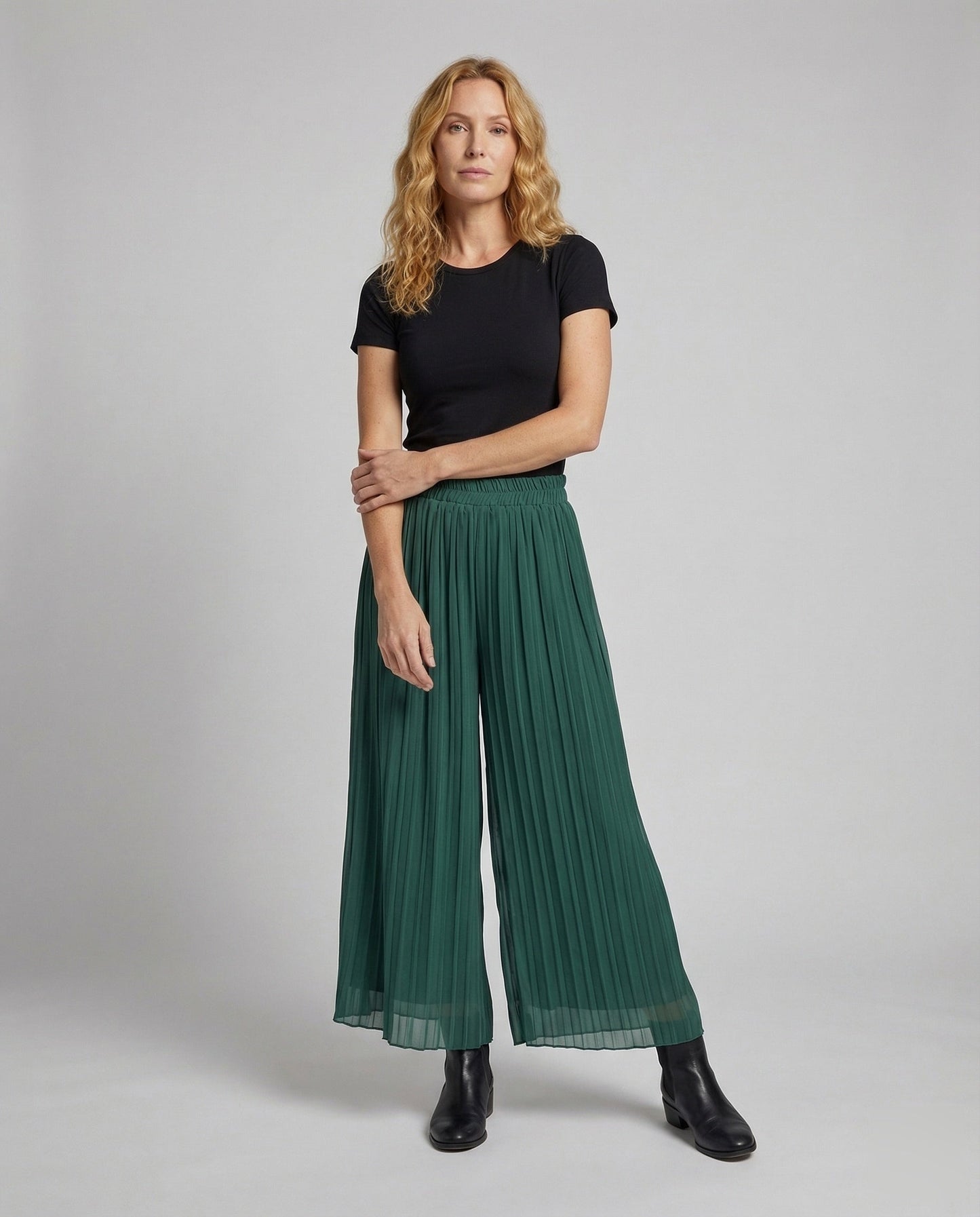 Damenweite Plisseehose - Eveloria