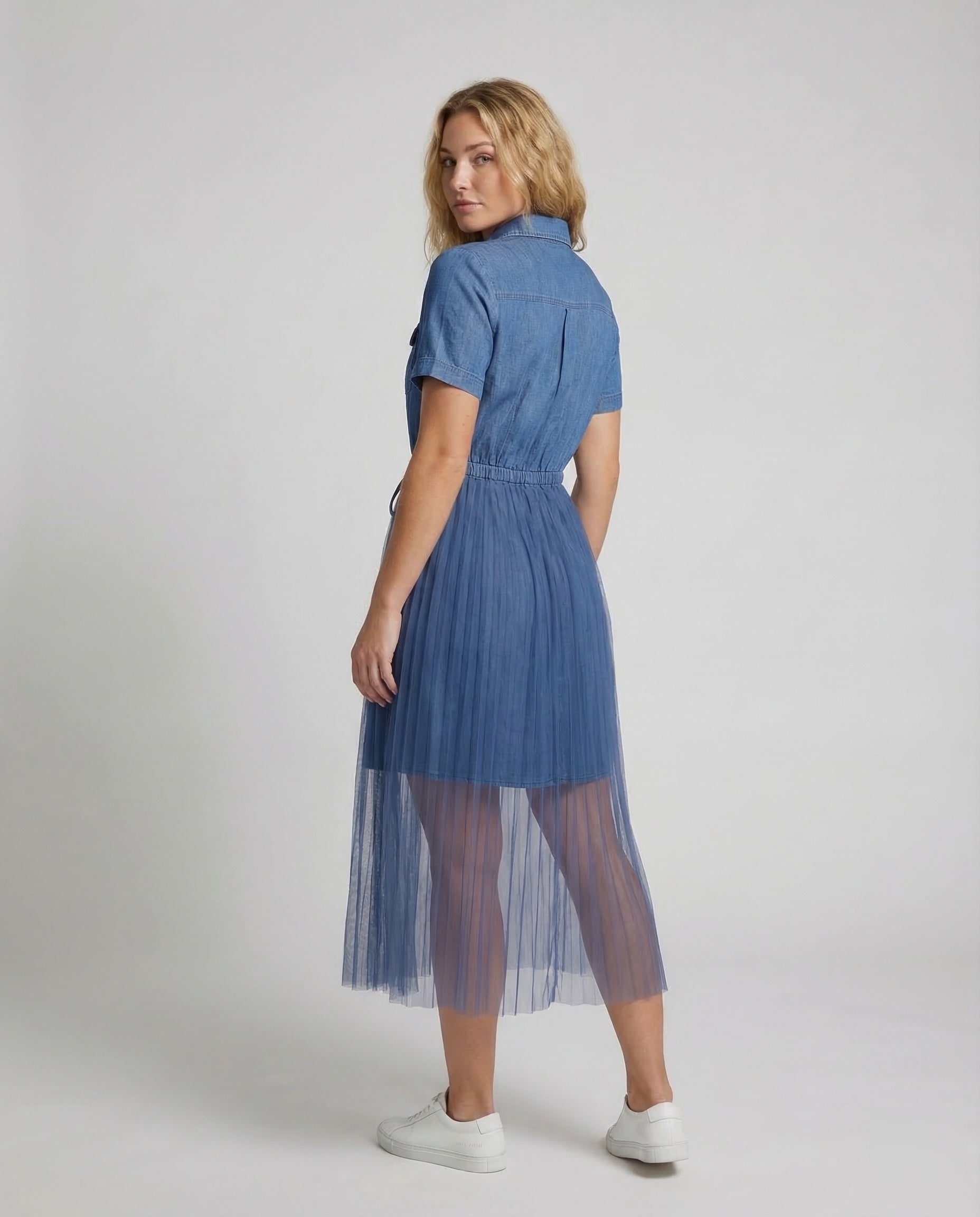 Product 15535323677002 - back_view