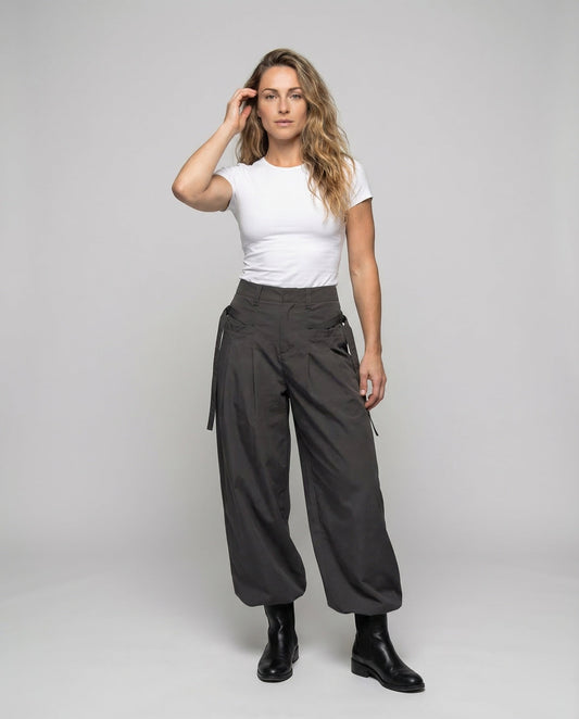 Damen High Waist Bundfaltenhose Oversize - Eveloria