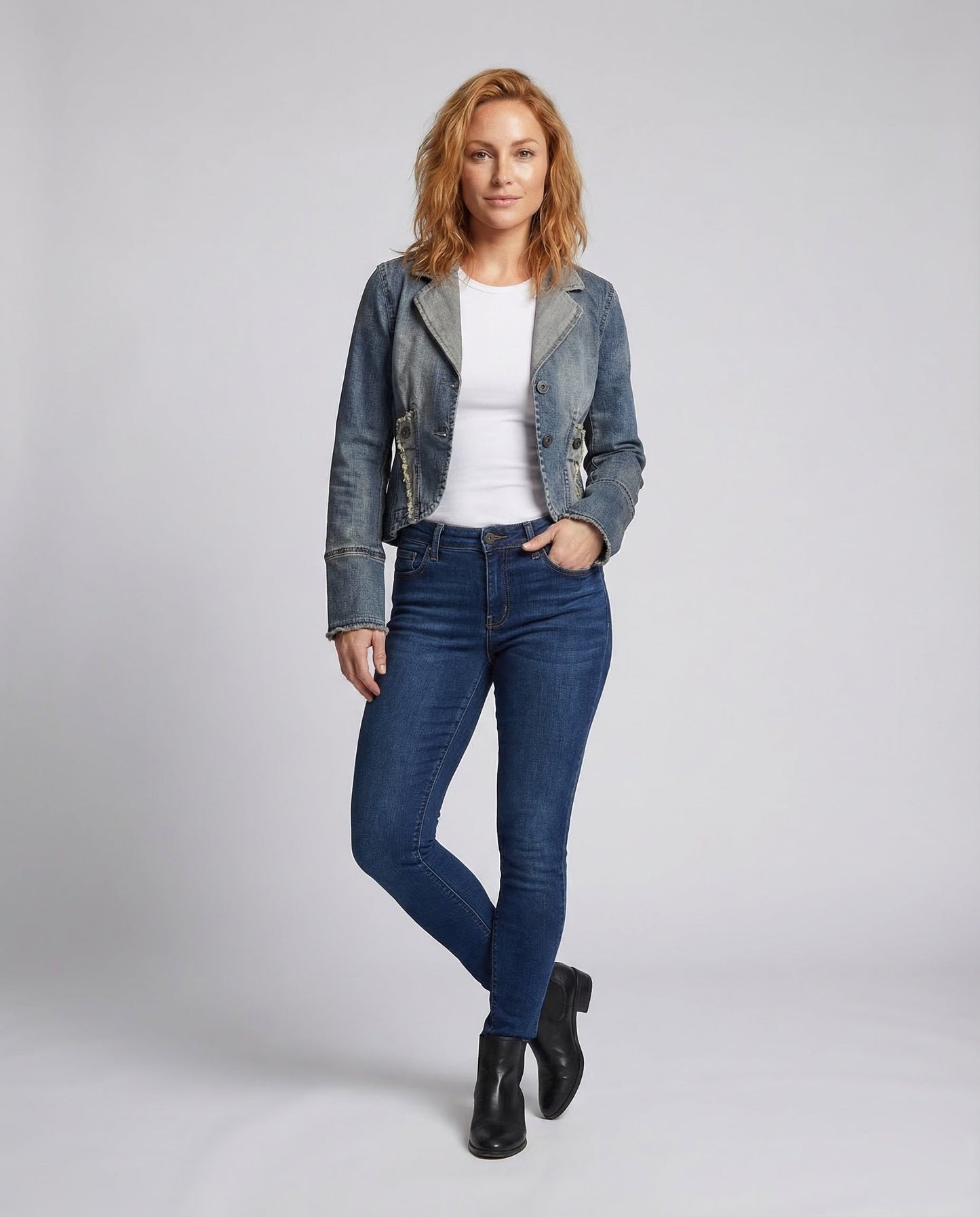 Damen Taillierten Jeansblazer - Eveloria