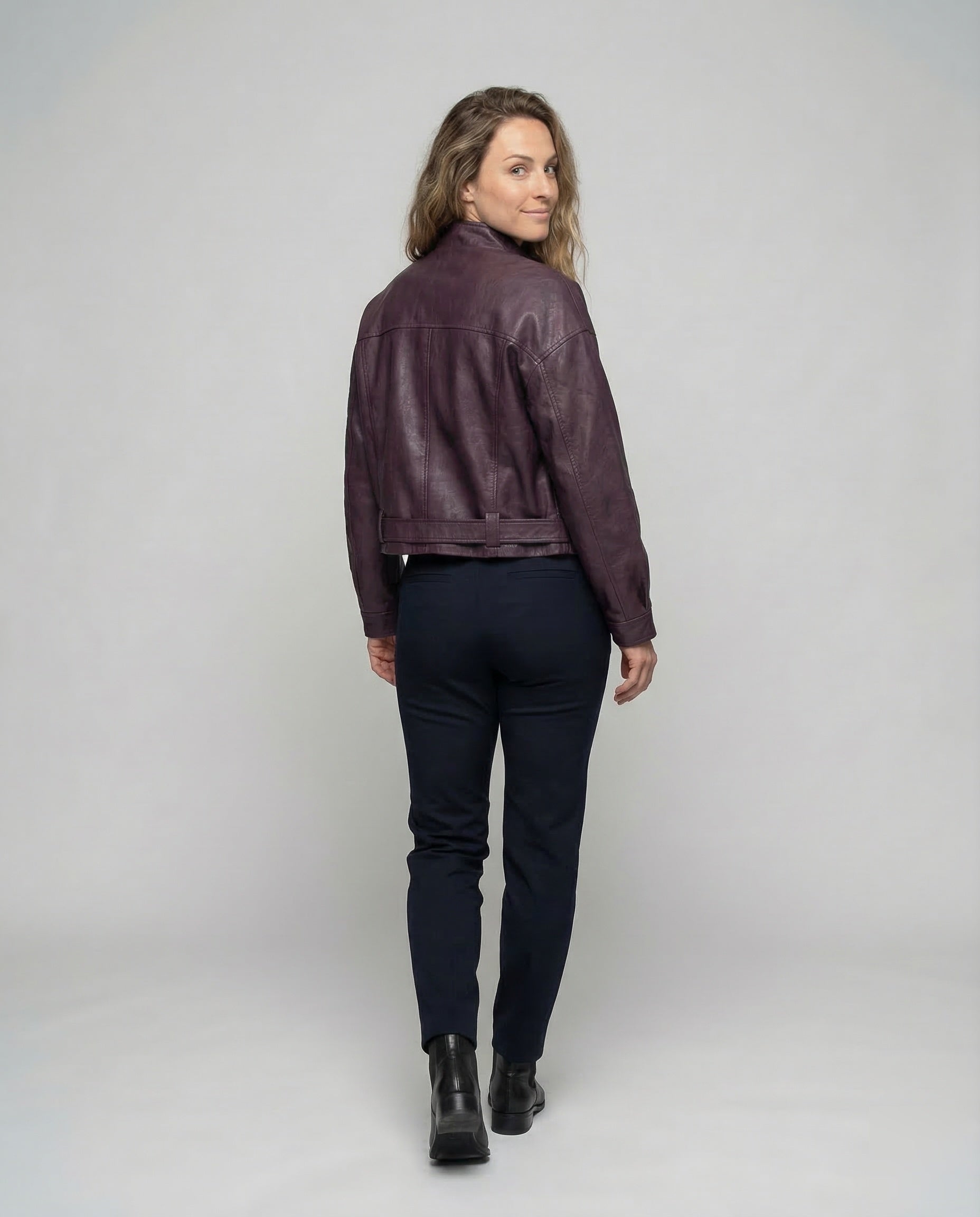 Product 15537187324234 - back_view